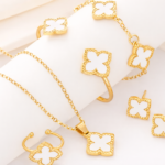 White Clover Jewelry Set